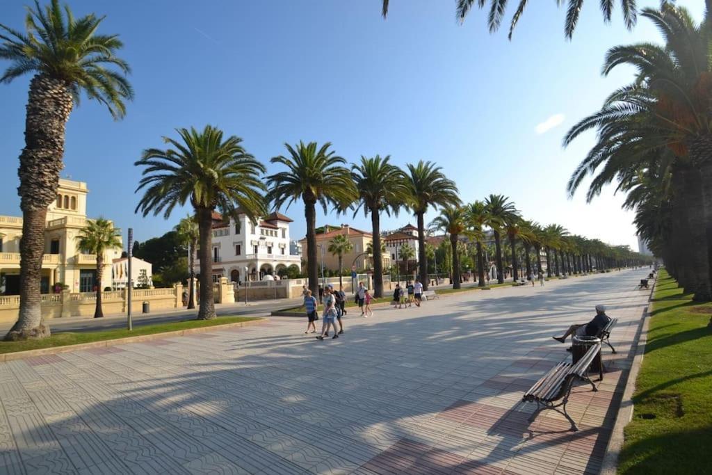 Bonito Apartamento Con Piscina Salou Exterior foto